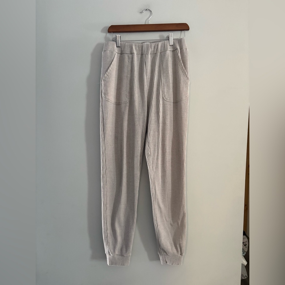 Allfenix • Beige Ribbed Sweatpants